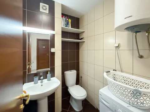 Izdavanje, jednosoban stan, 52m², City Kvart, Podgorica - image 10