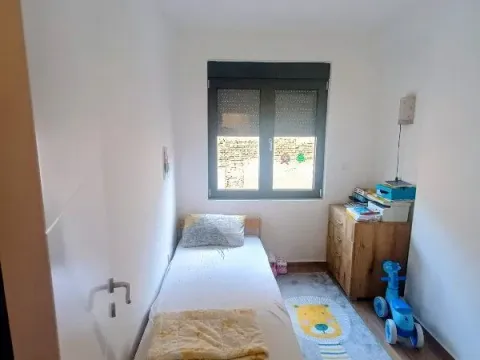 Prodaja, trosoban stan, 78m², Pančevo, Srbija - image 11