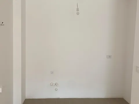 Sale, one bedroom apartment, 48m², Bečići, Budva - image 2