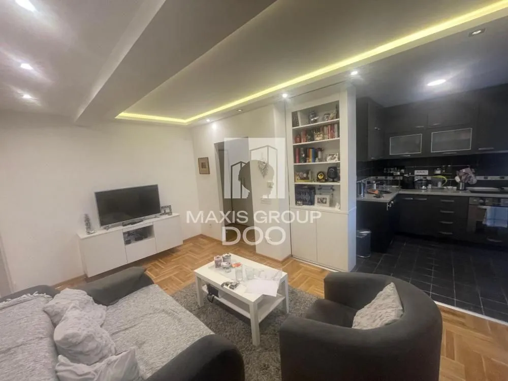 Prodaja, dvosoban stan, 46m², Autokomanda, Voždovac Sve Podlokacije