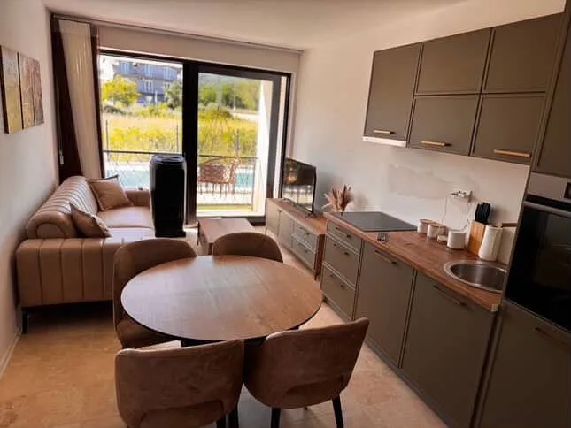 Prodaja, kuća, 100m², Lješevići, Kotor