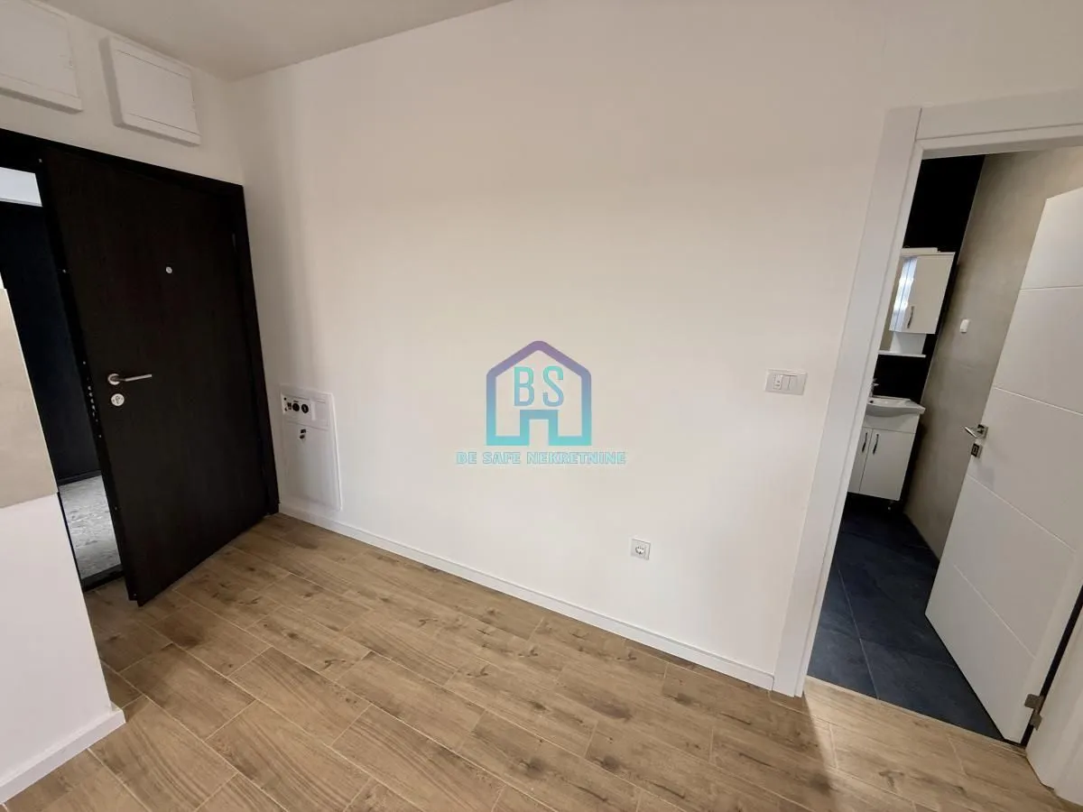 Prodaja, jednosoban stan, 37m², Vidovdansko naselje, Novi Sad Sve Podlokacije