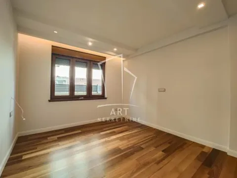 Prodaja, četvorosoban stan, 128m², Savski Venac, Beograd - image 15