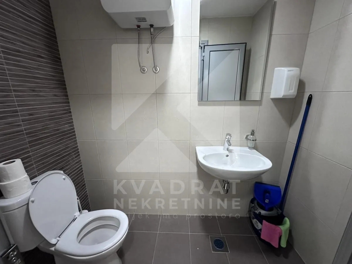 Sale, office space, 120m², Tološka šuma, Podgorica