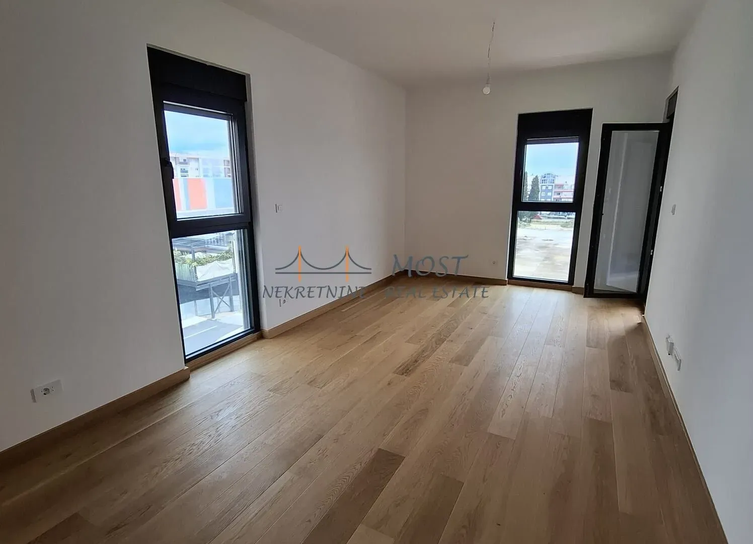 Izdavanje, jednosoban stan, 45m², City Kvart, Podgorica
