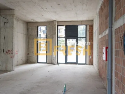 Izdavanje, poslovni prostor, 110m², Ljubović, Podgorica - image 3