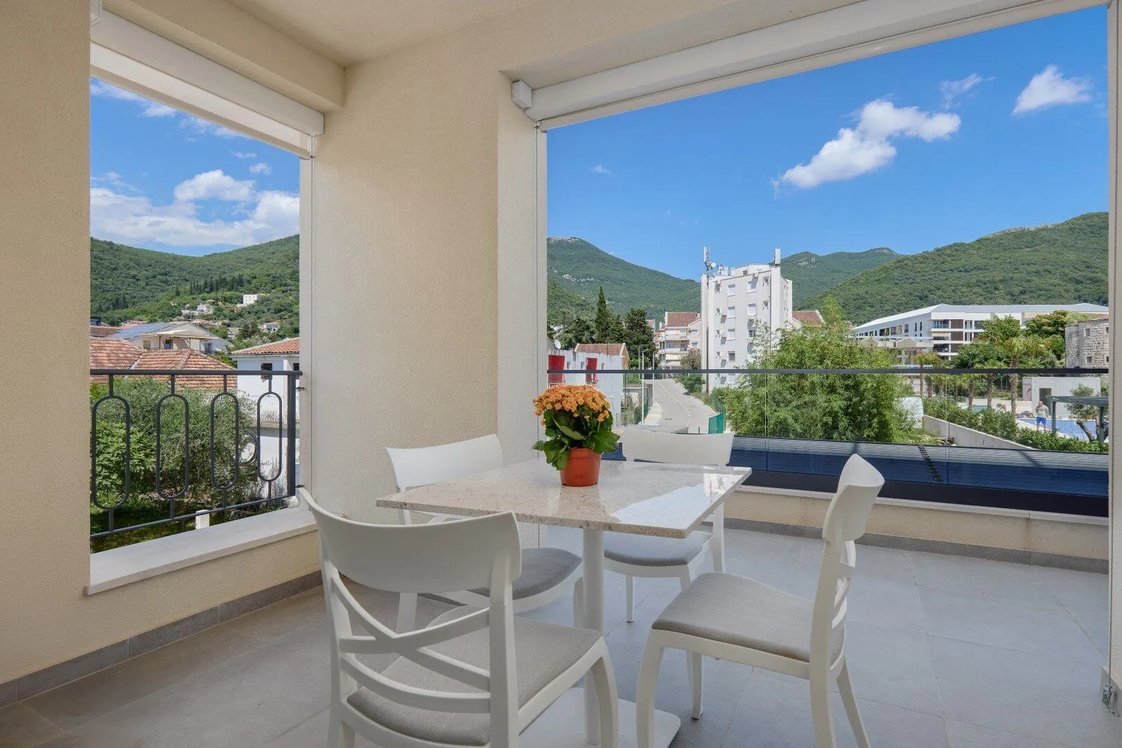 Prodaja, trosoban stan, 98m², Donja Lastva, Tivat