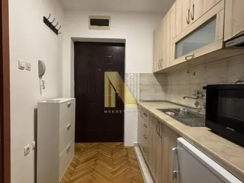 Izdavanje, jednosoban stan, 24m², Novo naselje, Novi Sad - image 4