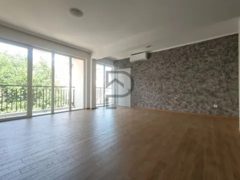 Izdavanje, stan, 90m², Vezirov Most, Podgorica - image 3