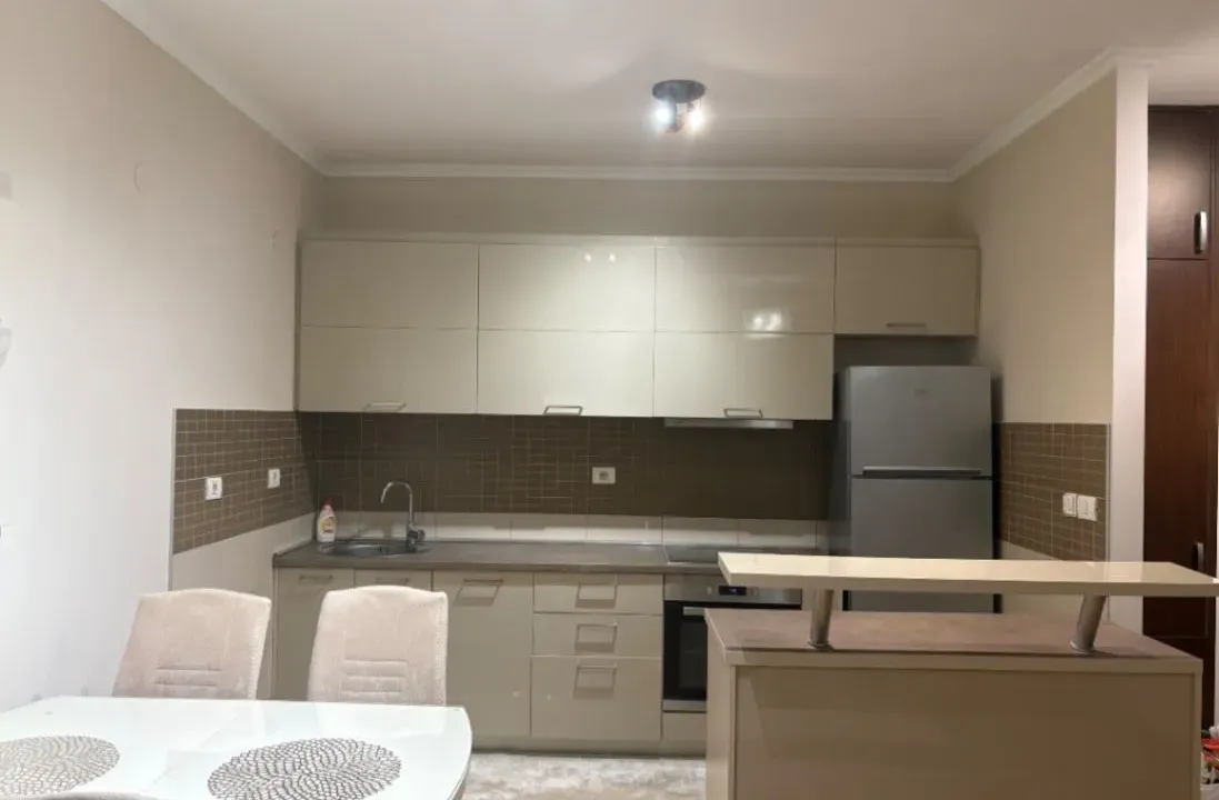 Izdavanje, jednosoban stan, 55m², City Kvart, Podgorica