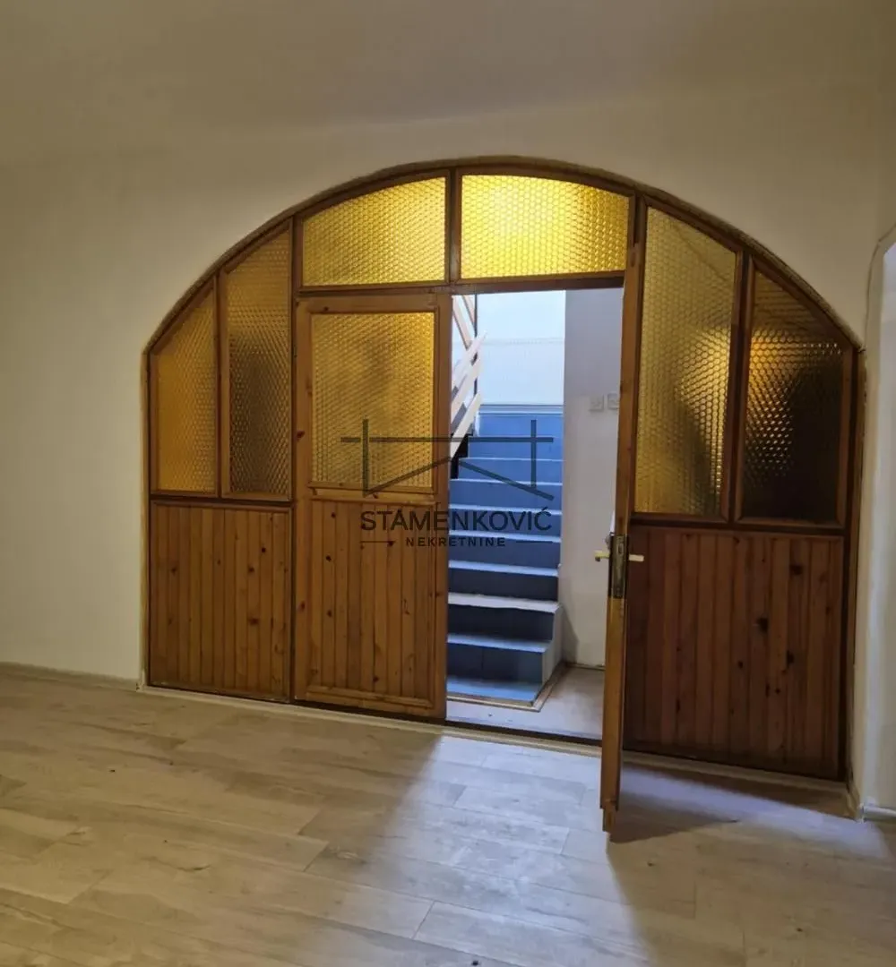 Prodaja, kuća, 220m², Sremski Karlovci, Novi Sad
