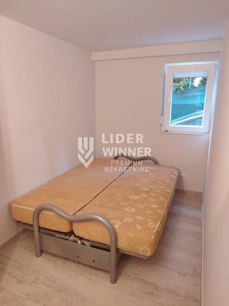 Izdavanje, jednosoban stan, 38m², Čukarica, Beograd