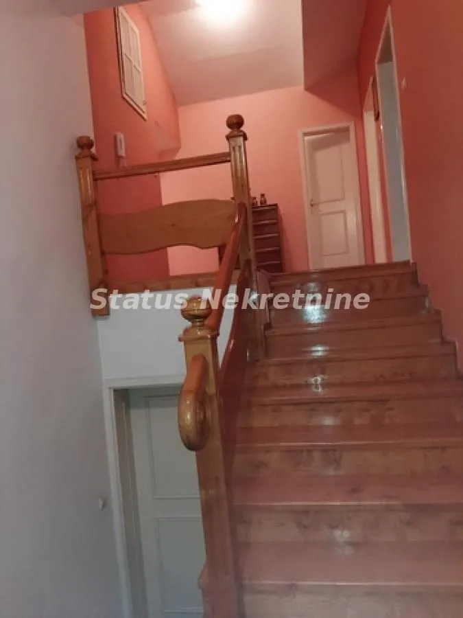 Prodaja, kuća, 348m², Petrovaradin, Novi Sad