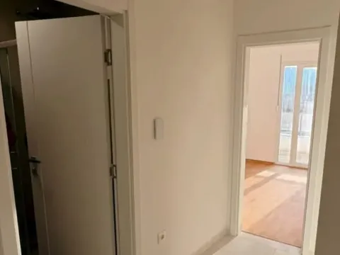 Prodaja, jednosoban stan, 45m², Zabjelo, Podgorica - image 5