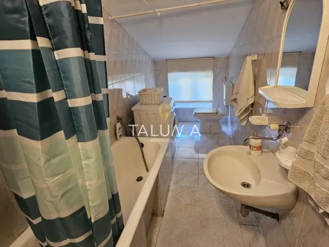 Prodaja, dvosoban stan, 75m², Centar, Podgorica - image 9