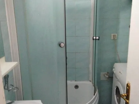 Izdavanje, jednosoban stan, 30m², Centar, Podgorica - image 4