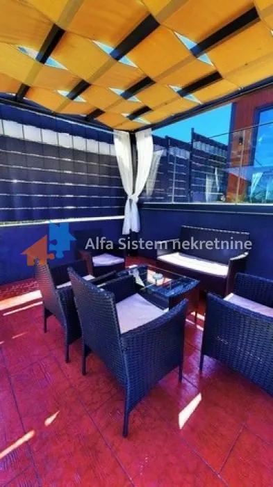 Izdavanje, kuća, 52m², Veliki Mokri Lug, Zvezdara Sve Podlokacije