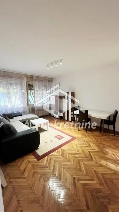 Izdavanje, stan, 62m², Novi Beograd Blok 33, Novi Beograd Sve Podlokacije