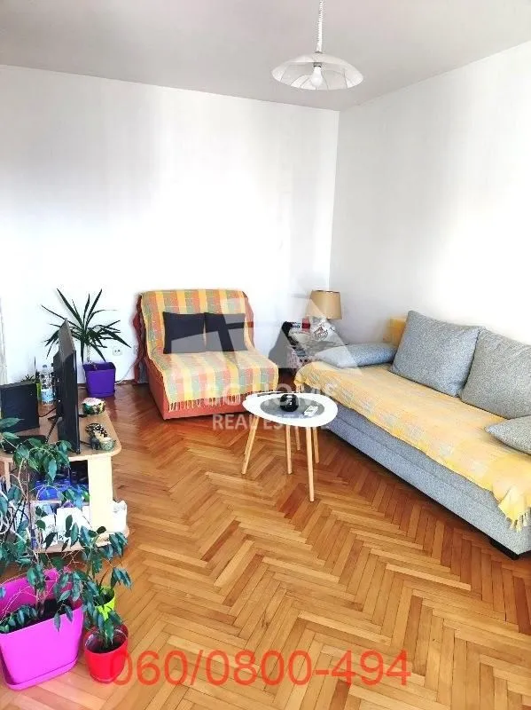 Izdavanje, jednosoban stan, 48m², Vračar Sve Podlokacije, Beograd