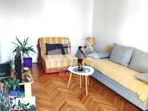 Stan in Vračar Sve Podlokacije