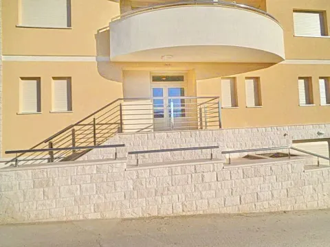 Prodaja, ugostiteljski objekat, 1490m², Bečići, Budva - image 13