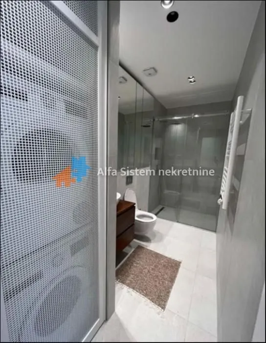 Rent, four bedroom apartment, 112m², Stari Grad, Beograd