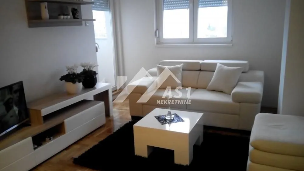 Izdavanje, jednosoban stan, 37m², Liman 4, Novi Sad Sve Podlokacije