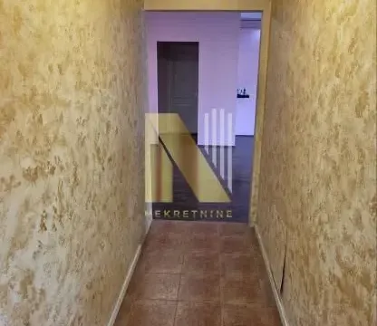 Sale, house, 312m², Novi Sad, Srbija - image 13