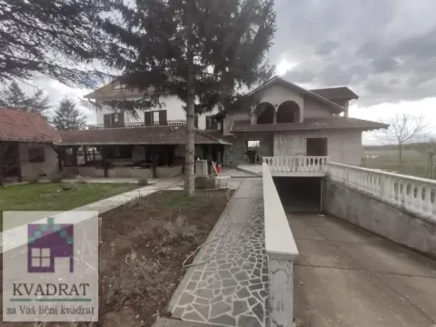 Prodaja, kuća, 182m², Obrenovac, Beograd