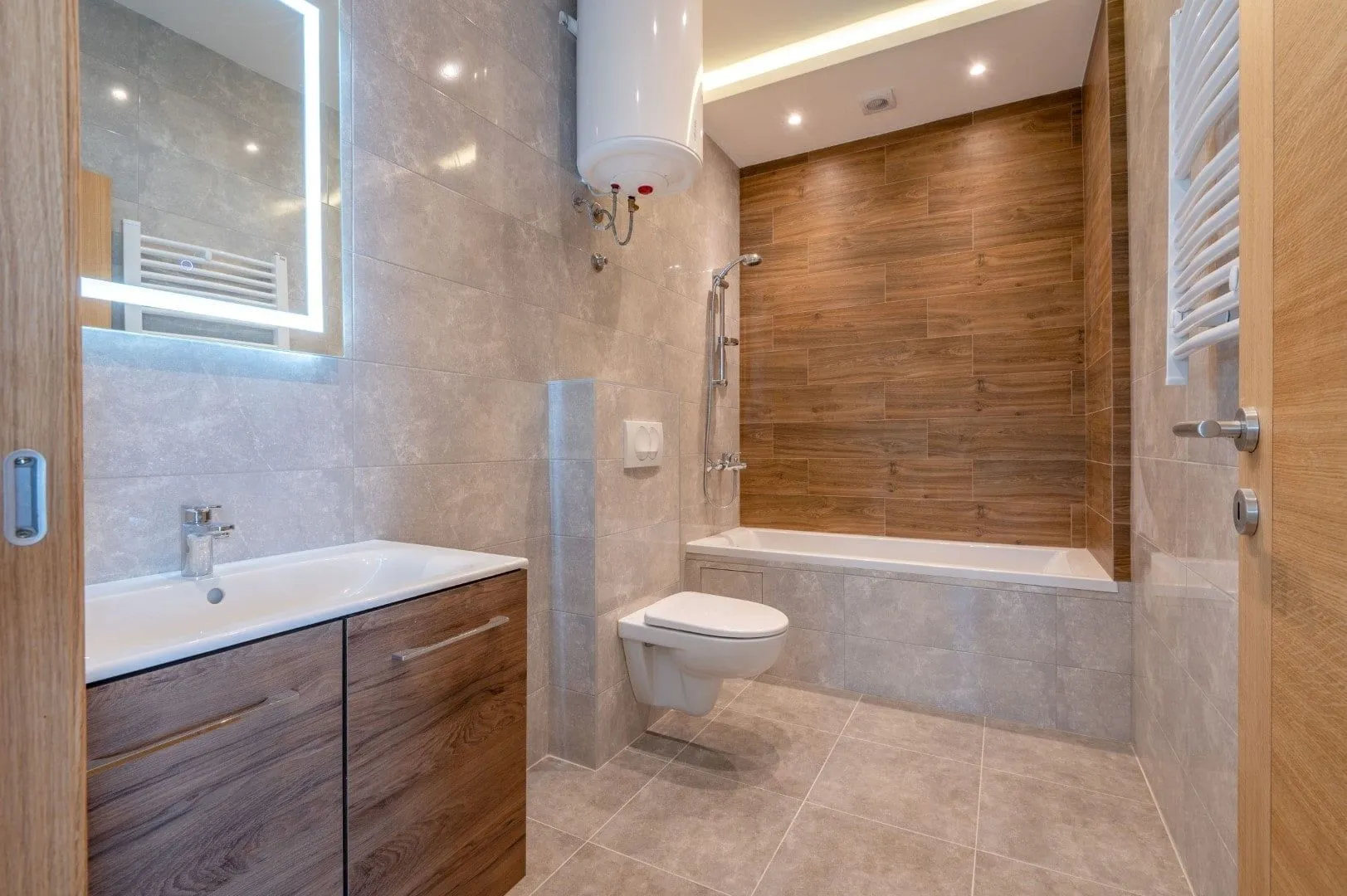 Prodaja, kuća, 200m², Krašići, Tivat