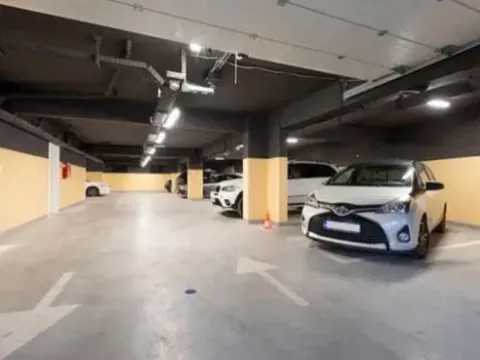 Izdavanje, stan, 50m², Tivat, Crna Gora - image 7