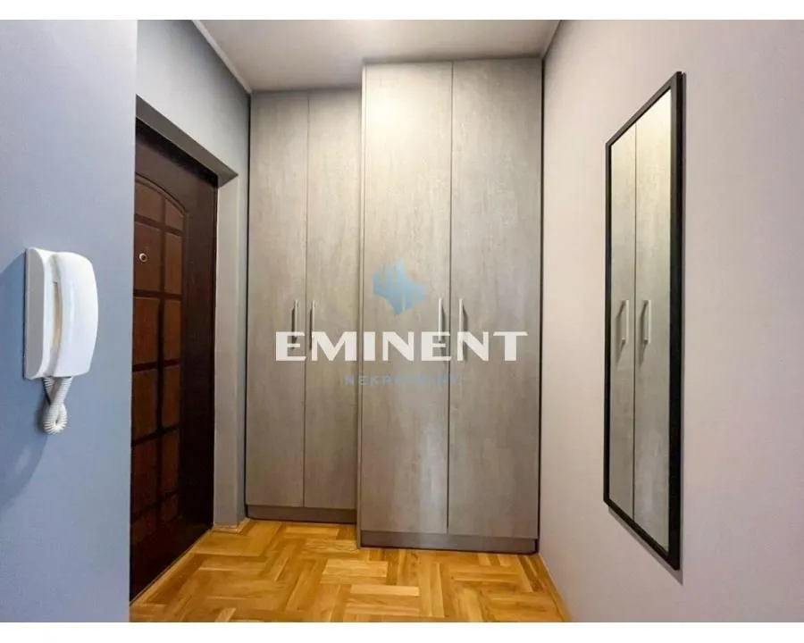Rent, two bedroom apartment, 46m², Vračar Hram, Vračar Sve Podlokacije