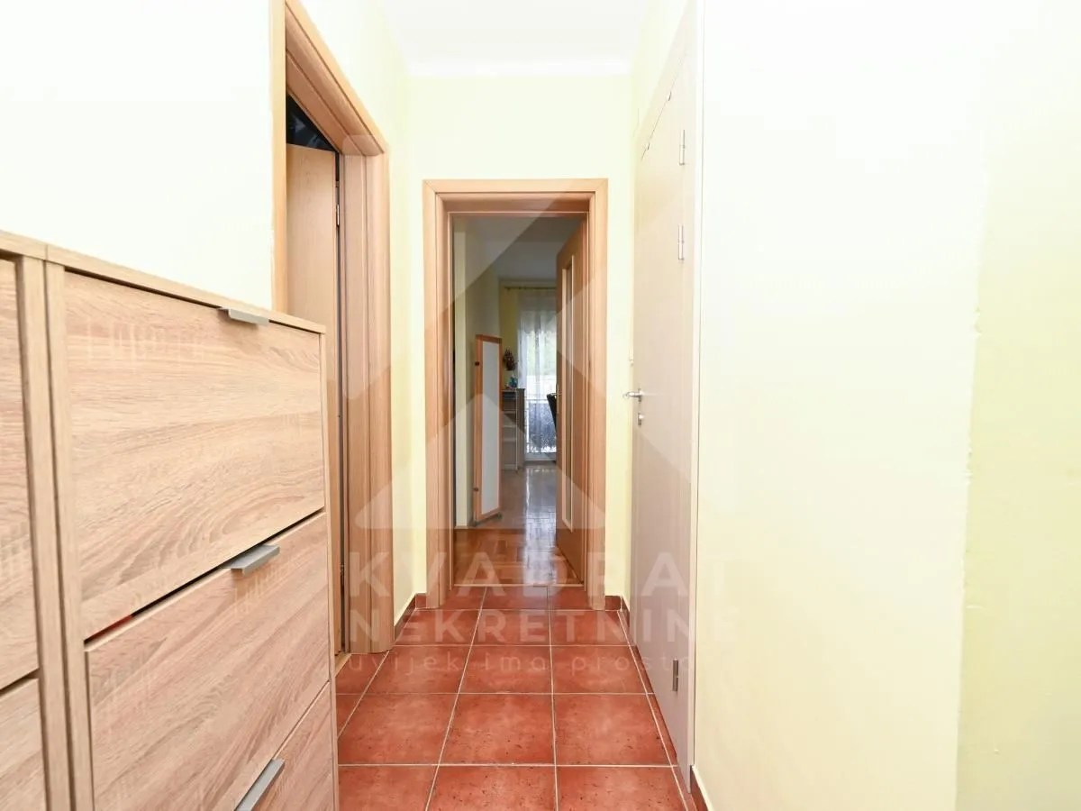 Prodaja, jednosoban stan, 46m², Momišići, Podgorica