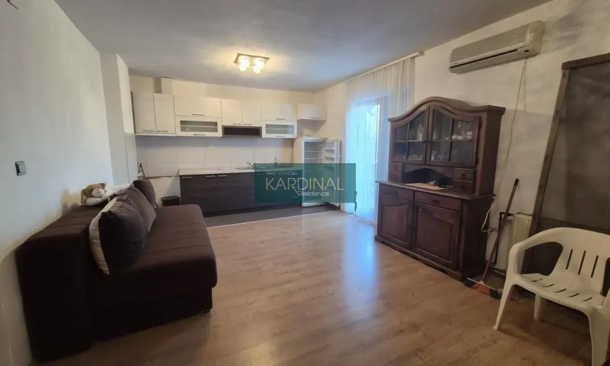 Sale, house, 298m², Budžino brdo, Jagodina