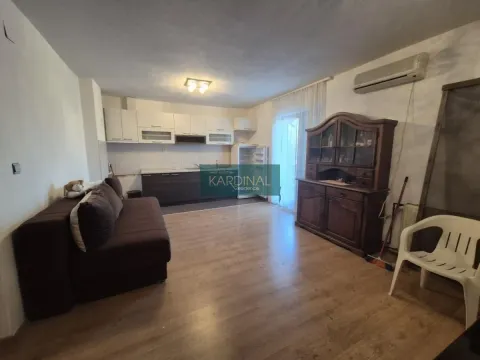 Sale, house, 298m², Budžino brdo, Jagodina