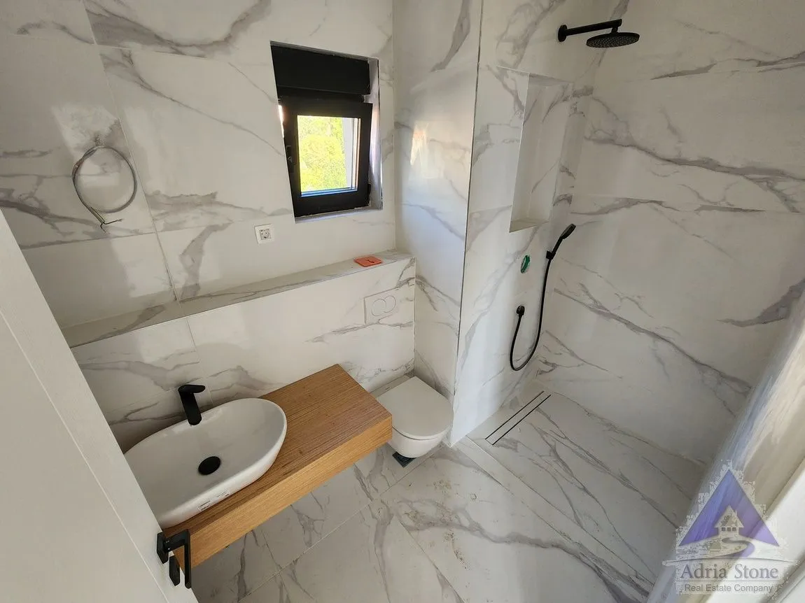 Sale, four bedroom apartment, 146m², Rafailovići, Budva