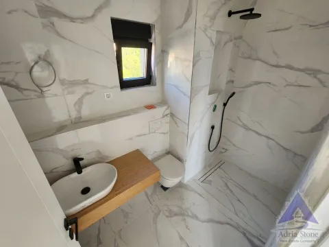 Sale, four bedroom apartment, 146m², Rafailovići, Budva - image 11