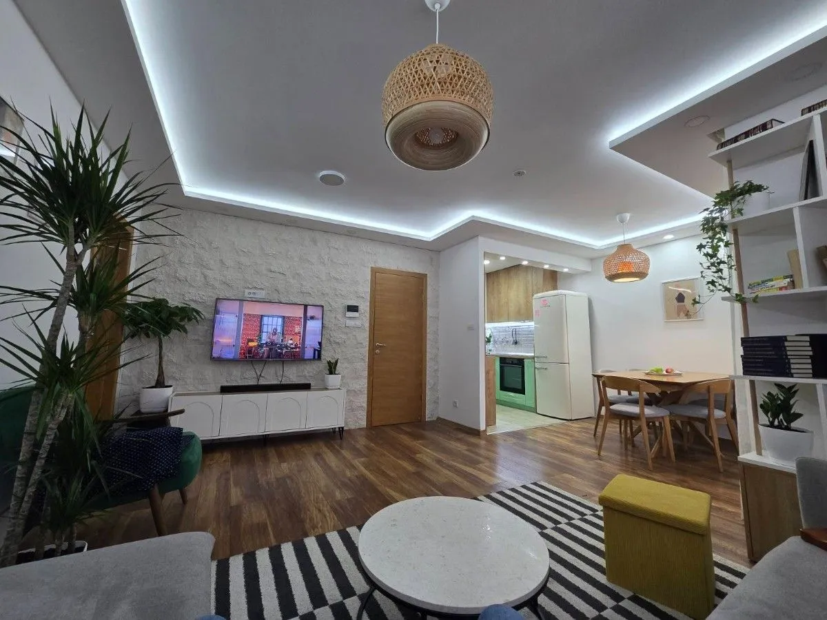 Sale, three bedroom apartment, 89m², Centar, Podgorica