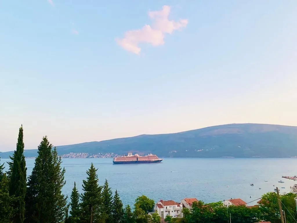 Prodaja, kuća, 174m², Baošići, Herceg Novi