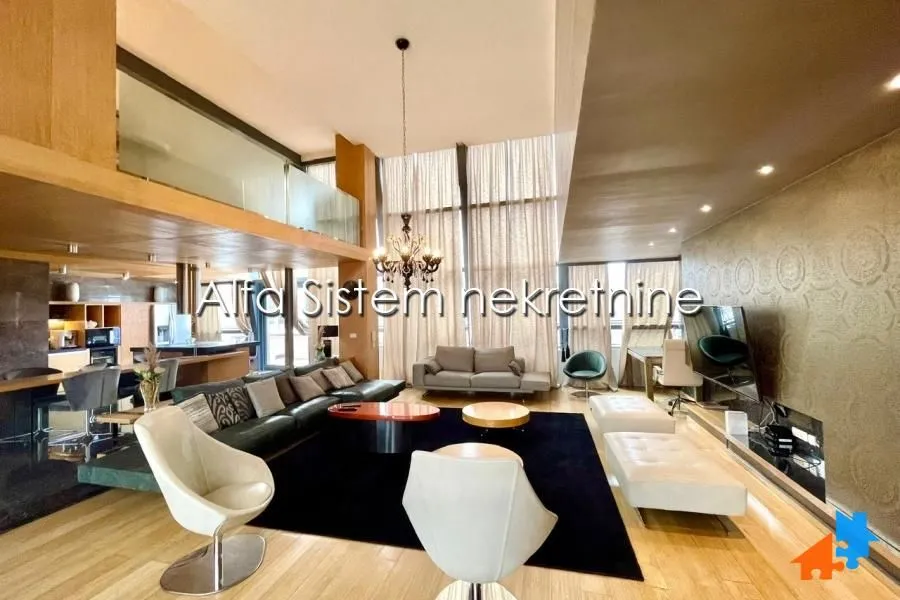 Izdavanje, dvosoban stan, 209m², Kalenić Pijaca, Vračar Sve Podlokacije