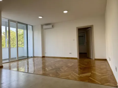 Prodaja, jednosoban stan, 80m², Preko Morače, Podgorica - image 2