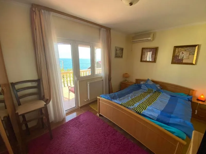 Prodaja, kuća, 230m², Krašići, Tivat