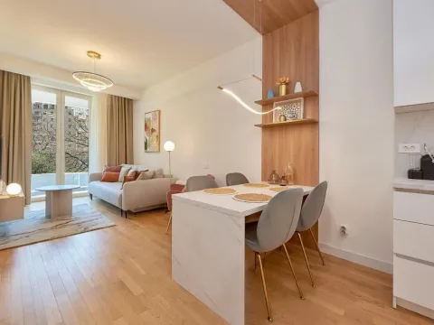 Rent, one bedroom apartment, 51m², Bečići, Budva - image 2