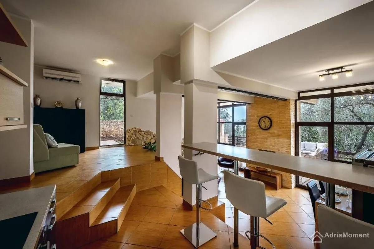 Sale, house, 155m², Centar, Budva