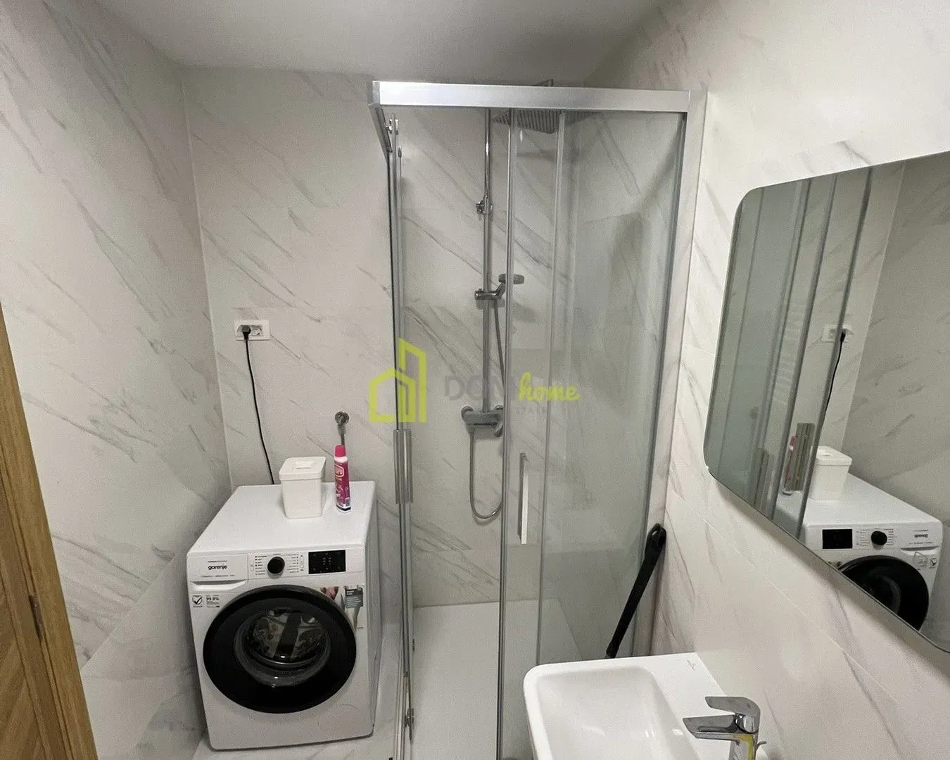 Izdavanje, jednosoban stan, 48m², New City, Podgorica