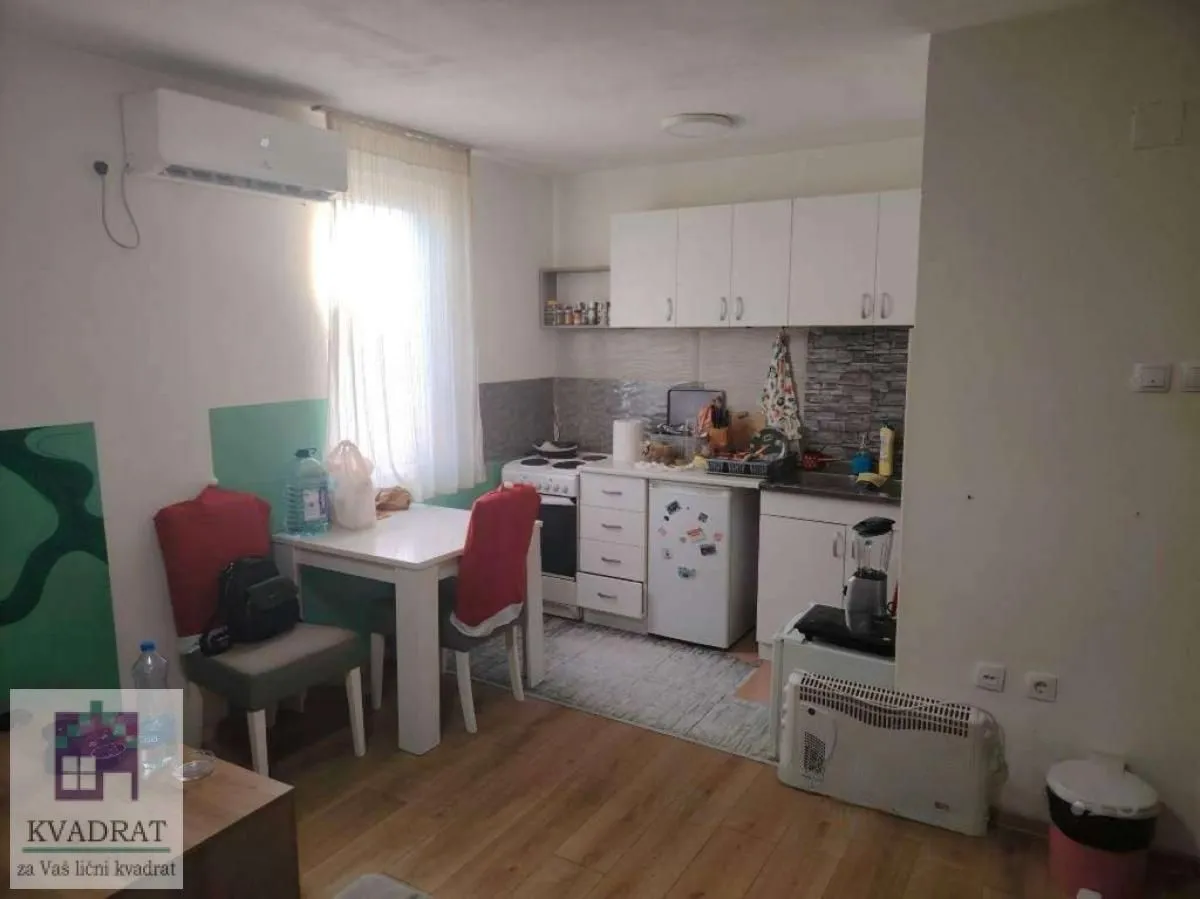 Prodaja, jednosoban stan, 29m², Salajka, Novi Sad Sve Podlokacije