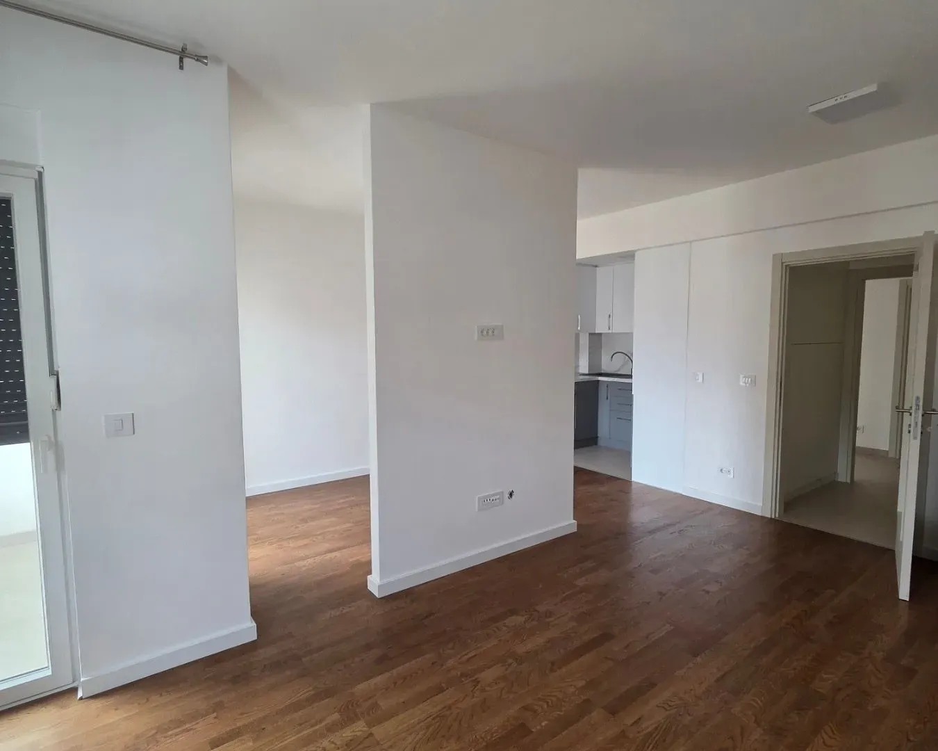 Izdavanje, dvosoban stan, 72m², Zagorič, Podgorica