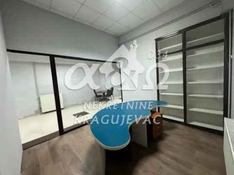 Izdavanje, poslovni prostor, 120m², Pivara, Kragujevac - image 9