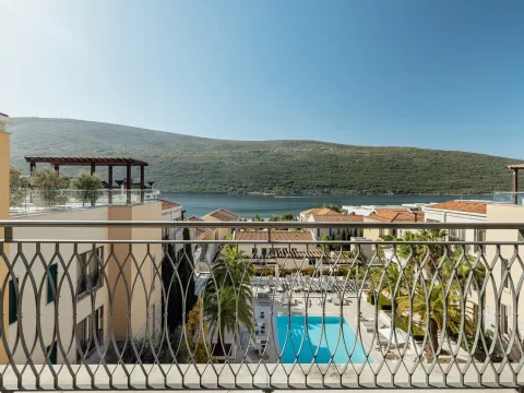Prodaja, dvosoban stan, 290m², Portonovi, Herceg Novi - image 9
