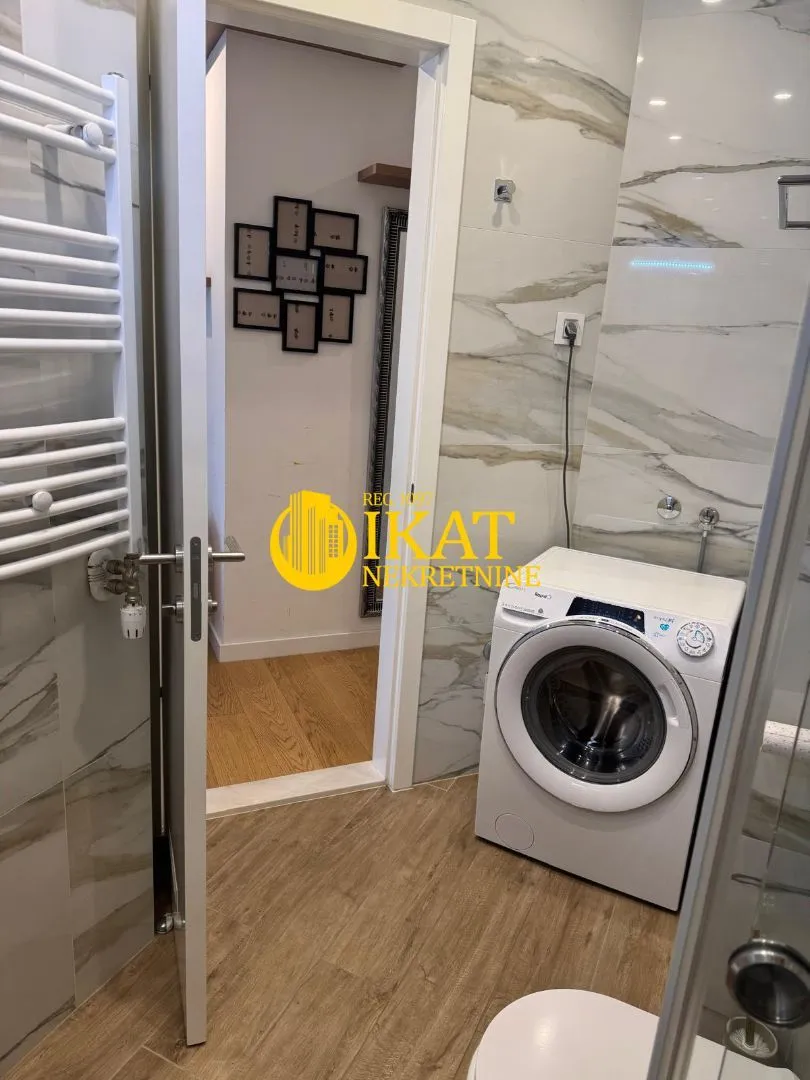 Sale, two bedroom apartment, 49m², Vračar Hram, Vračar Sve Podlokacije